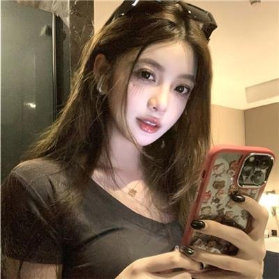灰色的果实